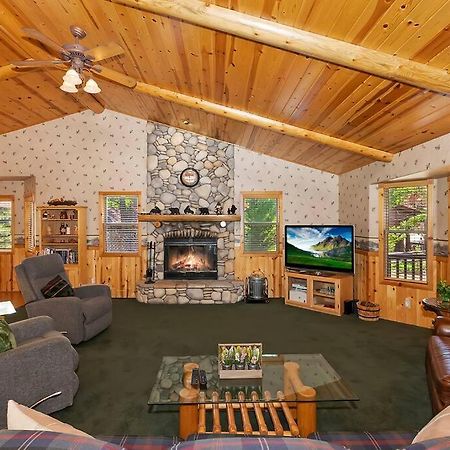 Teakwood - 3-Br Spa, Fire Pit, Quiet, Ac, Centrally Located Villa Big Bear Lake Esterno foto
