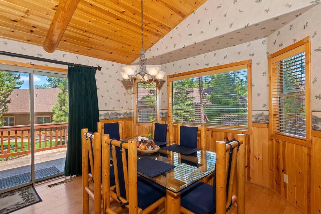 Teakwood - 3-Br Spa, Fire Pit, Quiet, Ac, Centrally Located Villa Big Bear Lake Esterno foto