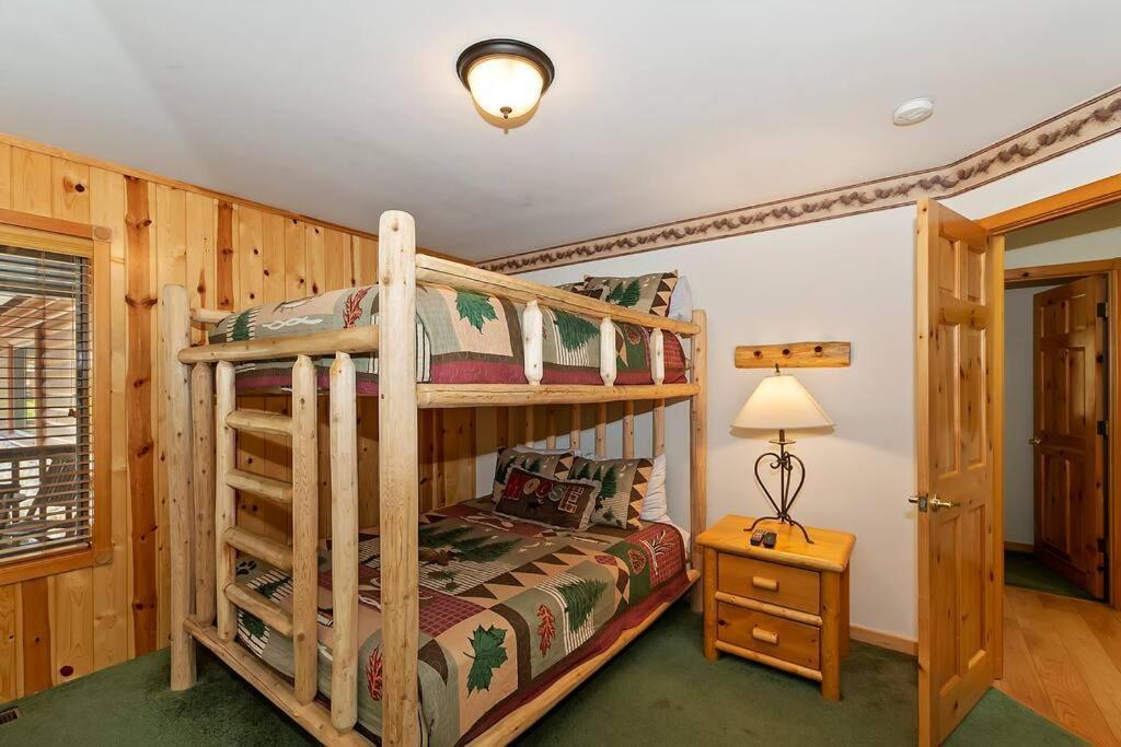 Teakwood - 3-Br Spa, Fire Pit, Quiet, Ac, Centrally Located Villa Big Bear Lake Esterno foto