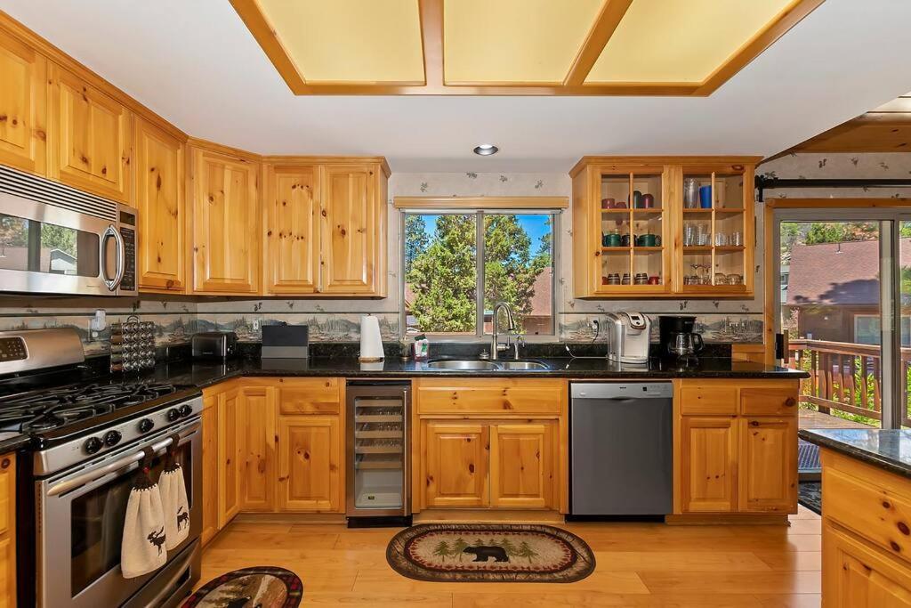 Teakwood - 3-Br Spa, Fire Pit, Quiet, Ac, Centrally Located Villa Big Bear Lake Esterno foto