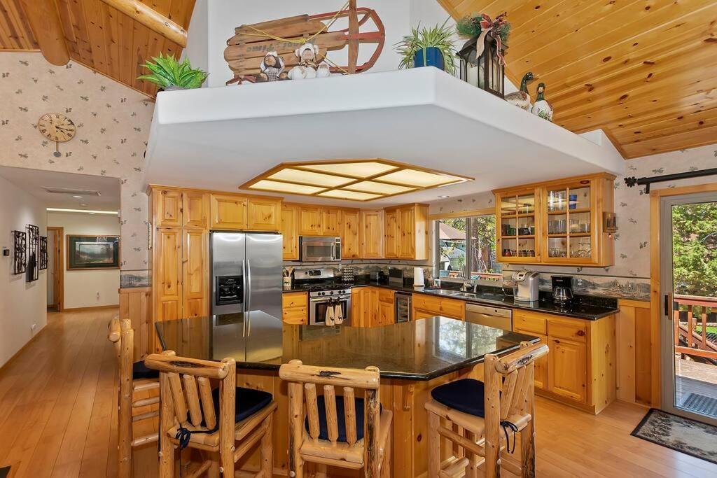 Teakwood - 3-Br Spa, Fire Pit, Quiet, Ac, Centrally Located Villa Big Bear Lake Esterno foto
